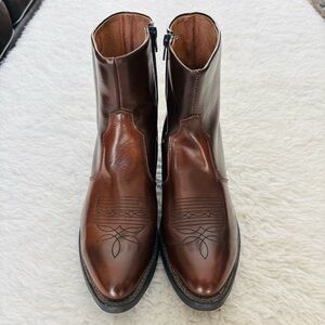 Cowtown Brown Leather sides Zip Men's Boots size 9.5 D